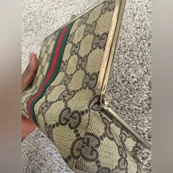 KissLock mirror GG purse/makeup purse - Picture 4 of 7